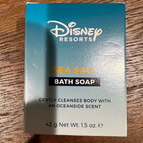 Disney Blue Bath and Body Collection - Picture 4 of 5